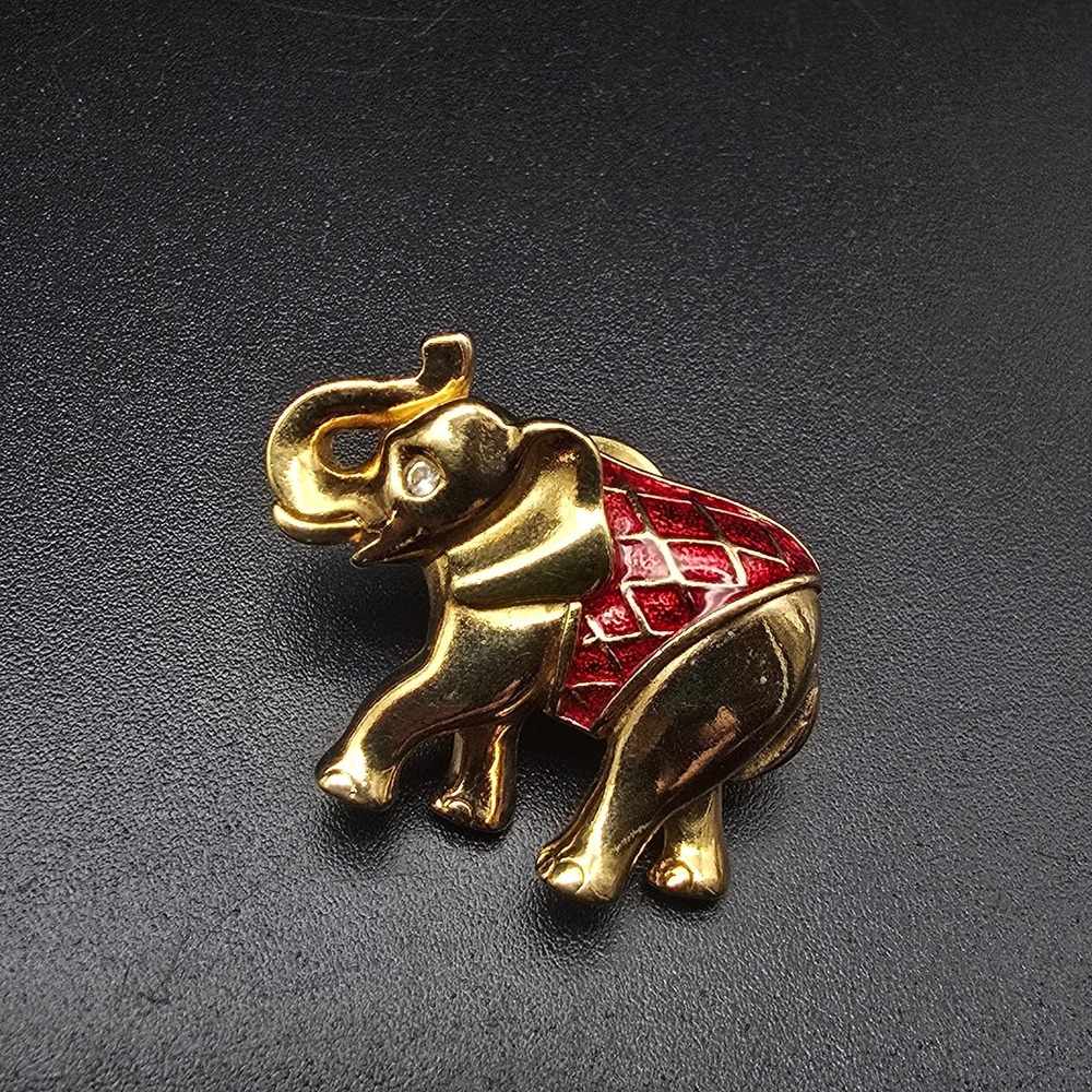 Avon 1989 Precious Sentiments Elephant Pin Red Gold Tone